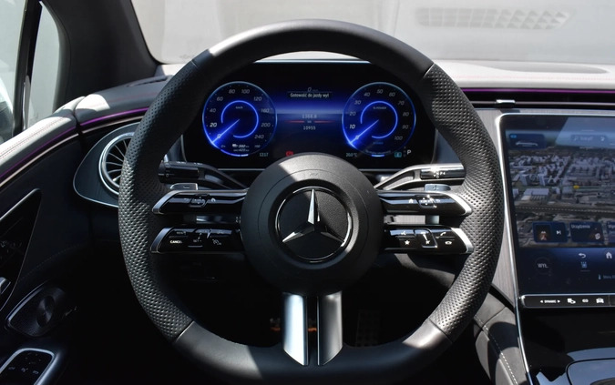 Mercedes-Benz EQE cena 299900 przebieg: 27200, rok produkcji 2022 z Działdowo małe 352